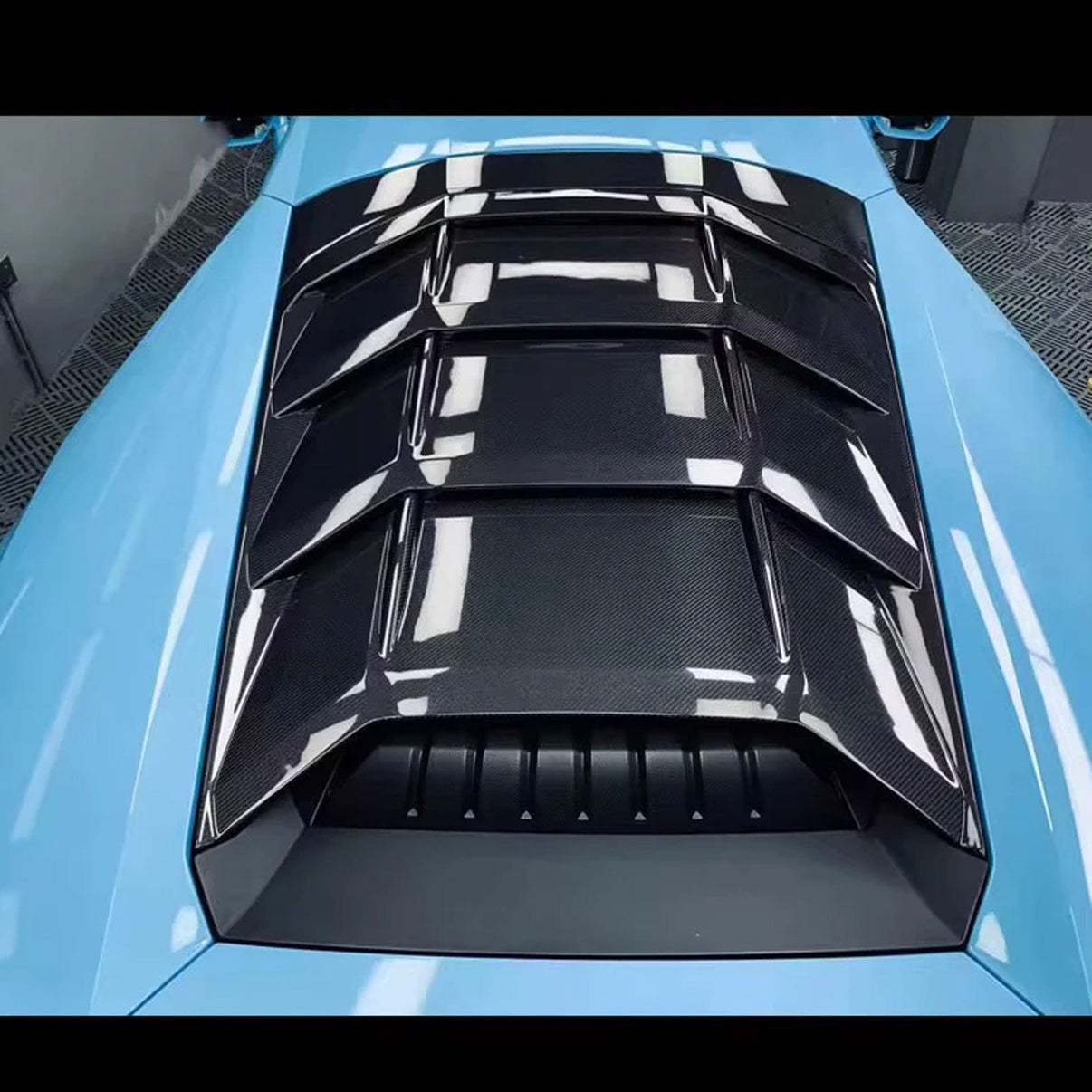 Carbon Fiber Engine Cover with Glass for Lamborghini Huracan LP580 LP610 LP640 - Bull Boost Performance